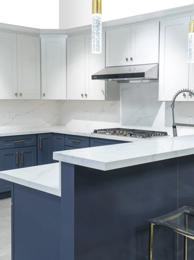 Cook, Chat, and Dine: Creating a Sociable Kitchen with Peninsulas