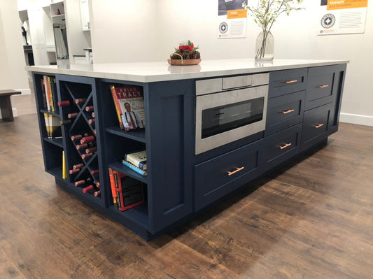 Kitchen Islands 101: Choosing the Right Size and Style for Your Space