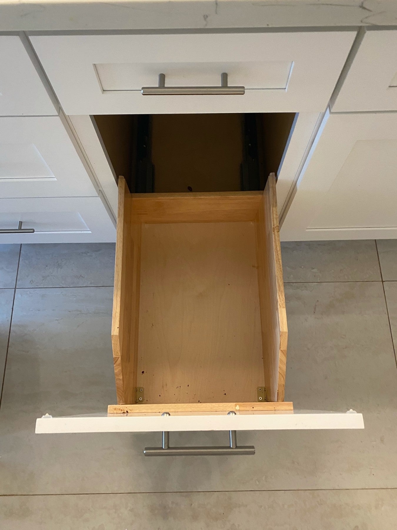 Espresso Shaker Base Wastebasket Cabinet 18"